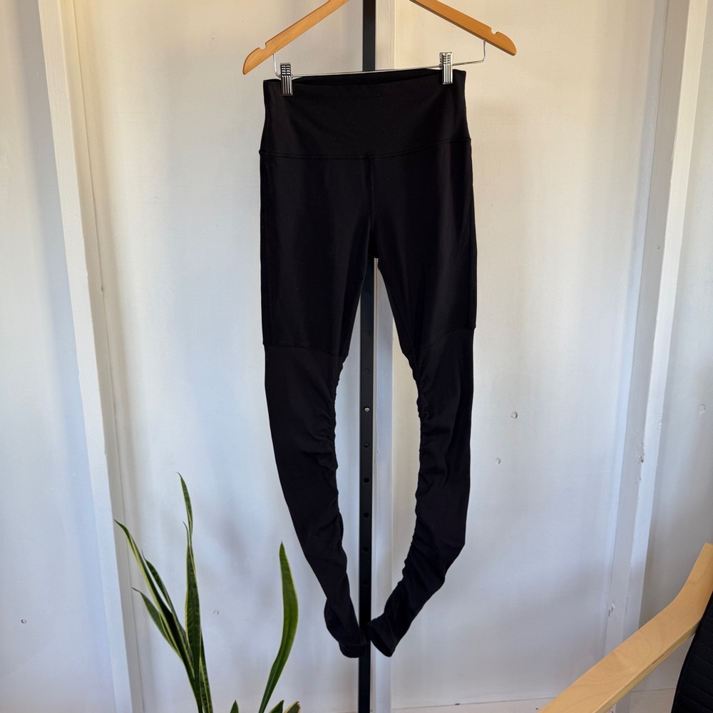 Alo Yoga Black High-Waisted Leggings